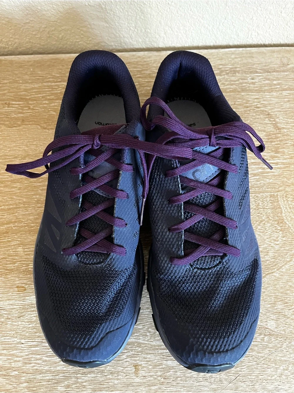 Salomon OUTline Low Hiking Shoes Women's Size 8‎